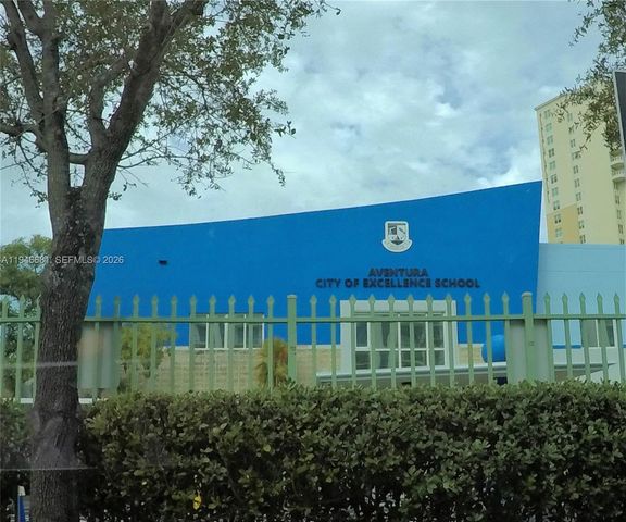 2775 NE 187th Street 506, Aventura, FL 33180