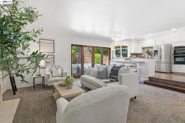 2223 Camino Brazos, Pleasanton, CA 94566