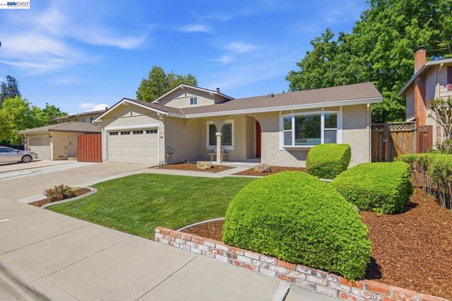 2223 Camino Brazos, Pleasanton, CA 94566