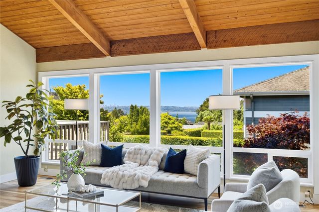 6225 106th Avenue NE, Kirkland, WA 98033