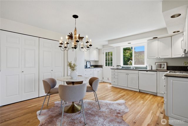 6225 106th Avenue NE, Kirkland, WA 98033