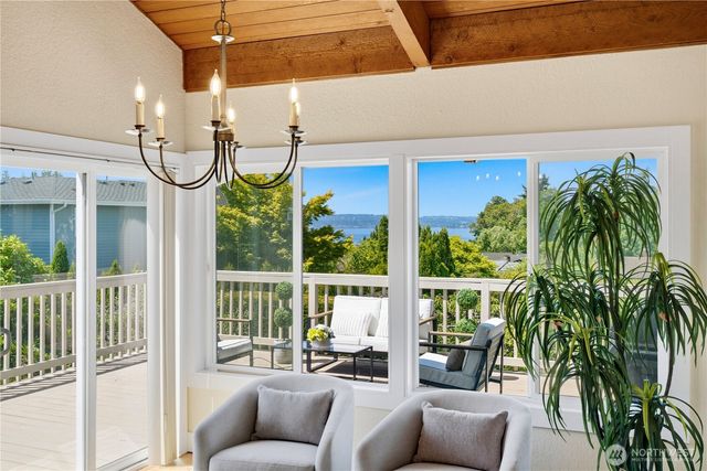 6225 106th Avenue NE, Kirkland, WA 98033