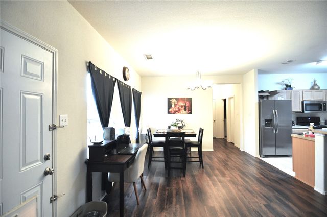 7512 Howling Coyote Lane, Fort Worth, TX 76131