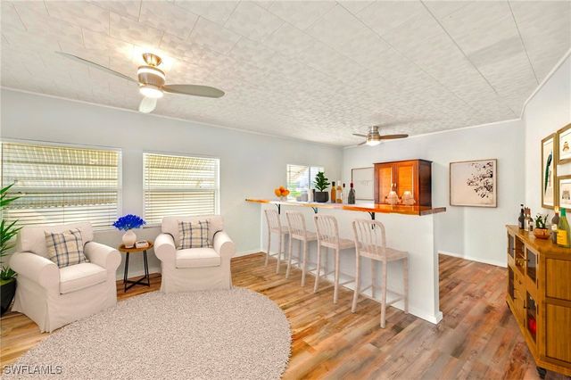 204 Sun CIR, Fort Myers, FL 33905