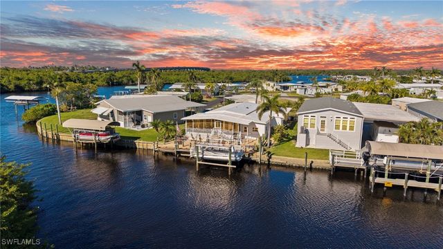 204 Sun CIR, Fort Myers, FL 33905