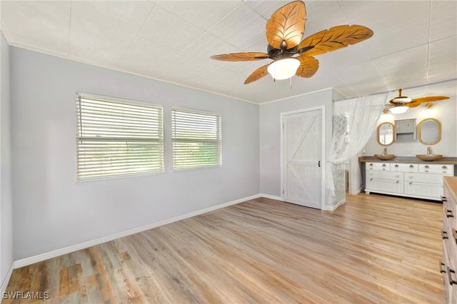 204 Sun CIR, Fort Myers, FL 33905