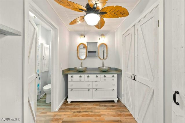 204 Sun CIR, Fort Myers, FL 33905