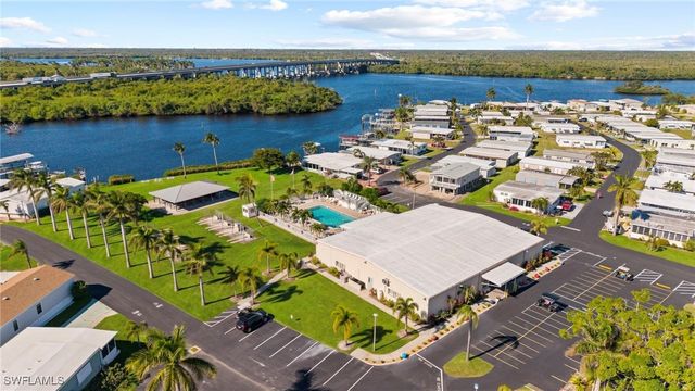 204 Sun CIR, Fort Myers, FL 33905