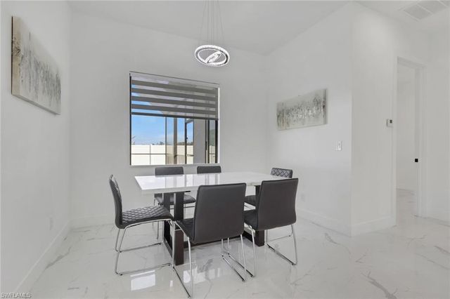 1427 SW Embers TER, Cape Coral, FL 33991