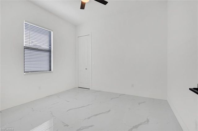 1427 SW Embers TER, Cape Coral, FL 33991