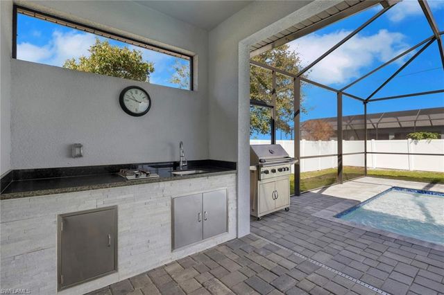 1427 SW Embers TER, Cape Coral, FL 33991