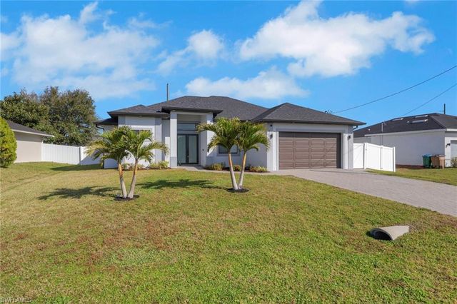 1427 SW Embers TER, Cape Coral, FL 33991