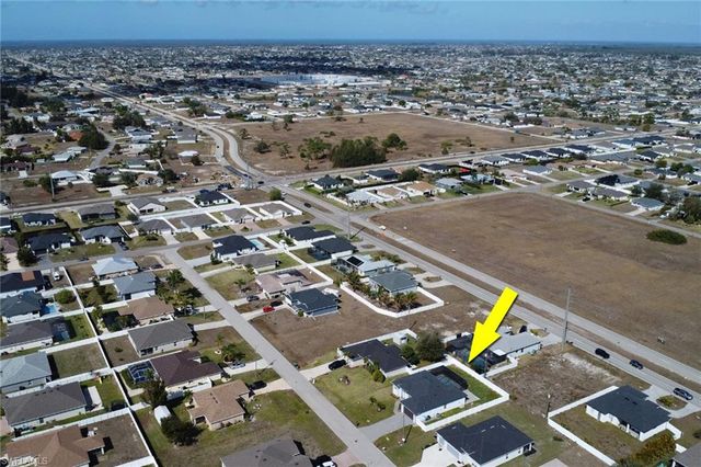 1427 SW Embers TER, Cape Coral, FL 33991