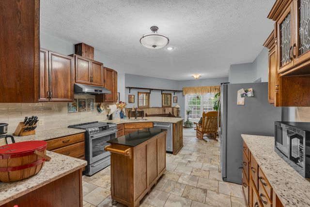 177 Zenith Allen Ln, Cookeville, TN 38501