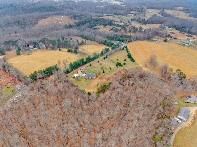 177 Zenith Allen Ln, Cookeville, TN 38501