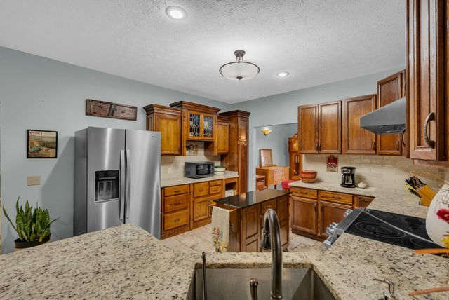 177 Zenith Allen Ln, Cookeville, TN 38501