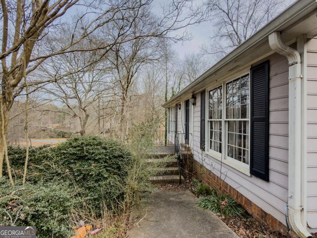 4736 Bridgewater Drive, Lilburn, GA 30047