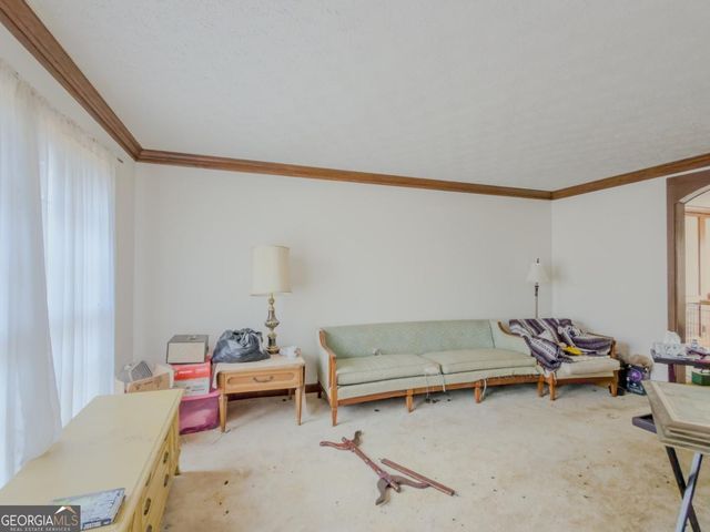 4736 Bridgewater Drive, Lilburn, GA 30047