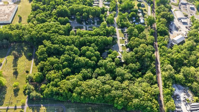 212 Juanita Dr, Springfield, TN 37172