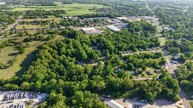 212 Juanita Dr, Springfield, TN 37172