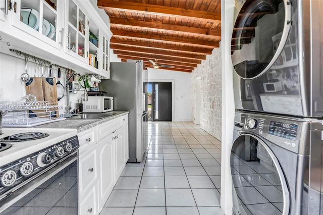 6561 SW 34th St, Miami, FL 33155