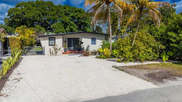 6561 SW 34th St, Miami, FL 33155