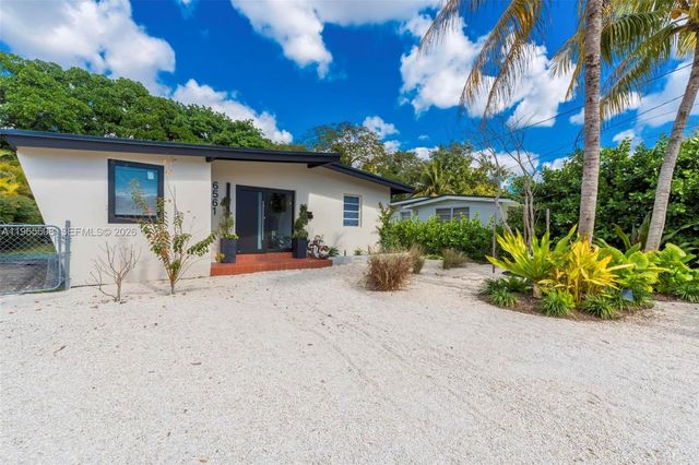 6561 SW 34th St, Miami, FL 33155