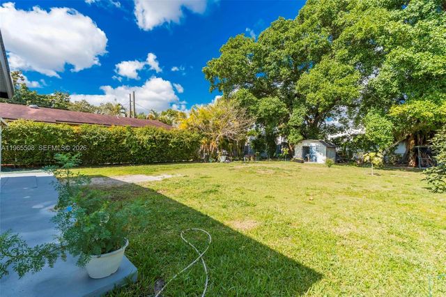 6561 SW 34th St, Miami, FL 33155