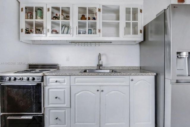 6561 SW 34th St, Miami, FL 33155