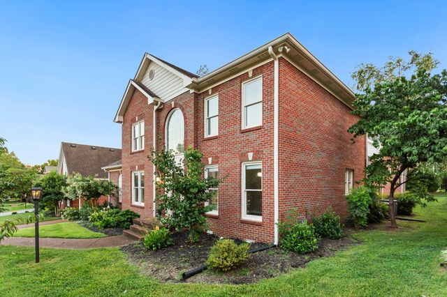 113 Doral Ln, Hendersonville, TN 37075