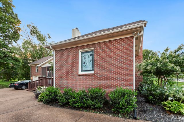 113 Doral Ln, Hendersonville, TN 37075