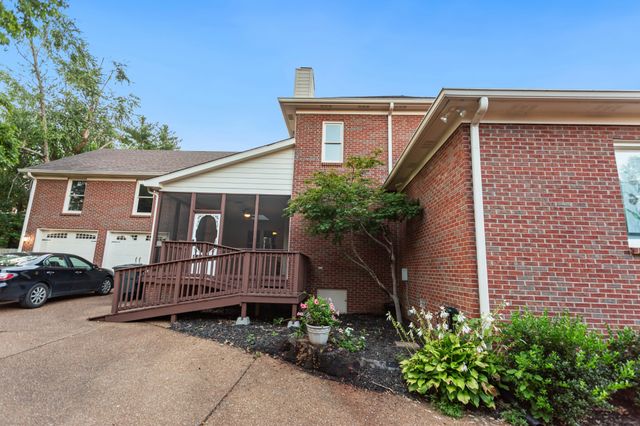 113 Doral Ln, Hendersonville, TN 37075