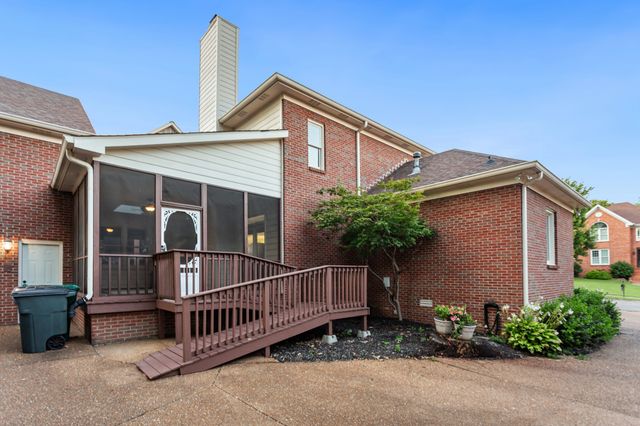 113 Doral Ln, Hendersonville, TN 37075