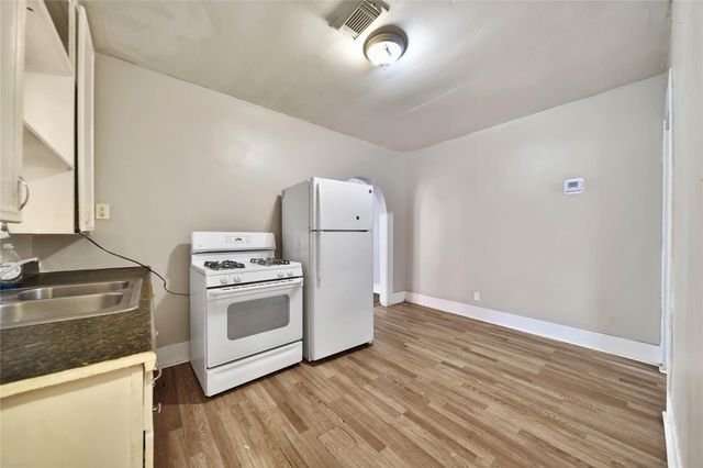5020 Jefferson Street, Houston, TX 77023
