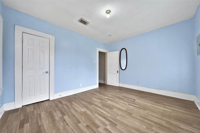 5020 Jefferson Street, Houston, TX 77023