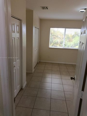 1936 Alamanda Way 1, Riviera Beach, FL 33404