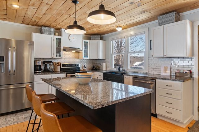 939 Osgood Hill Road, Westford, VT 05494