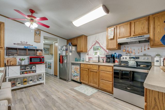 1285 Frank Roberts Road, Afton, TN 37616