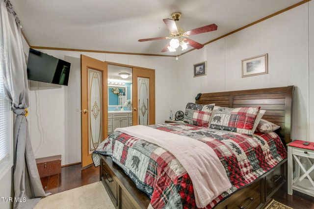 1285 Frank Roberts Road, Afton, TN 37616