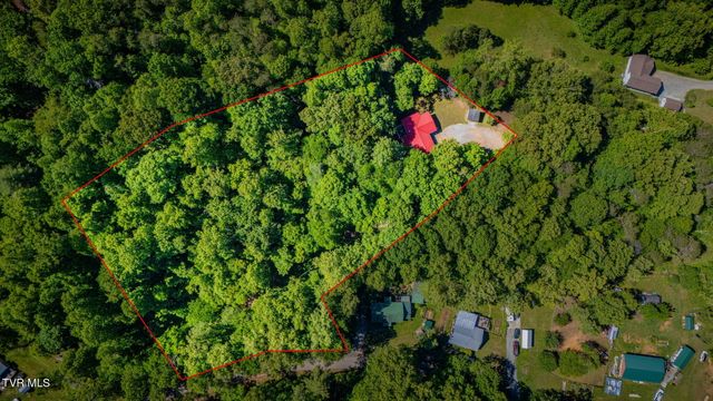 1285 Frank Roberts Road, Afton, TN 37616