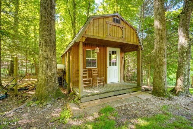 1285 Frank Roberts Road, Afton, TN 37616