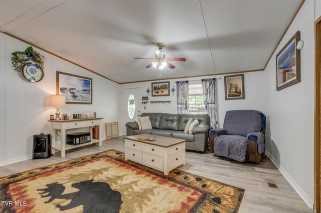 1285 Frank Roberts Road, Afton, TN 37616