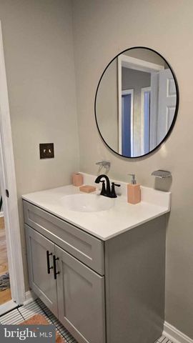 5519 MINNOKA AVE, Baltimore, MD 21215