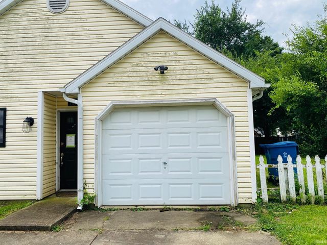 10101 Bourbon Street, Newburgh, IN 47630