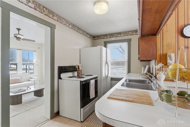 6235 Studebaker Road, Tipp City, OH 45371