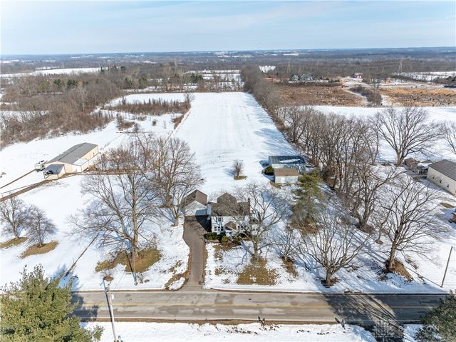 6235 Studebaker Road, Tipp City, OH 45371