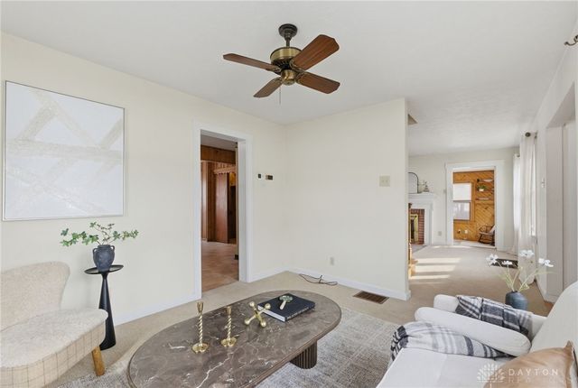 6235 Studebaker Road, Tipp City, OH 45371