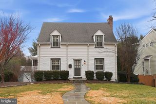 1701 N GREENBRIER ST, Arlington, VA 22205