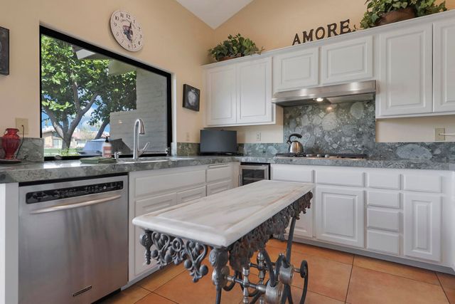 272 Running Springs Drive, Palm Desert, CA 92211