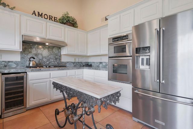 272 Running Springs Drive, Palm Desert, CA 92211